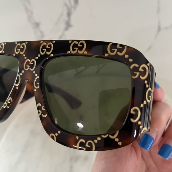 Gucci oversized sunglasses - Picture 6 of 8